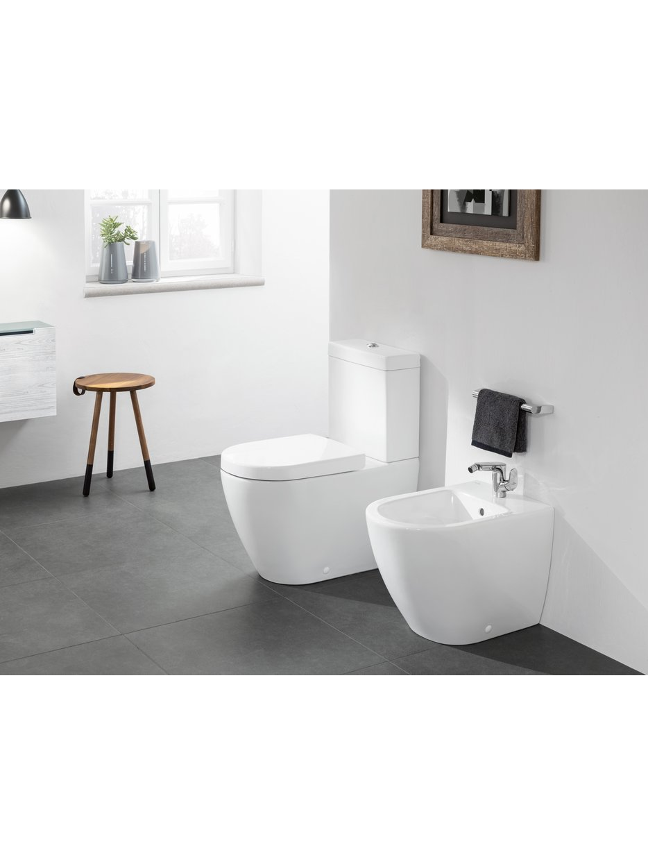 Pastatomas klozetas su bakeliu Villeroy&Boch Subway 3.0 C+ 5 Pastatomas klozetas su bakeliu Villeroy&Boch Subway 3.0 C+ 5